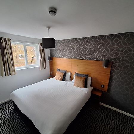 Stockwood Hotel - Luton Airport Экстерьер фото