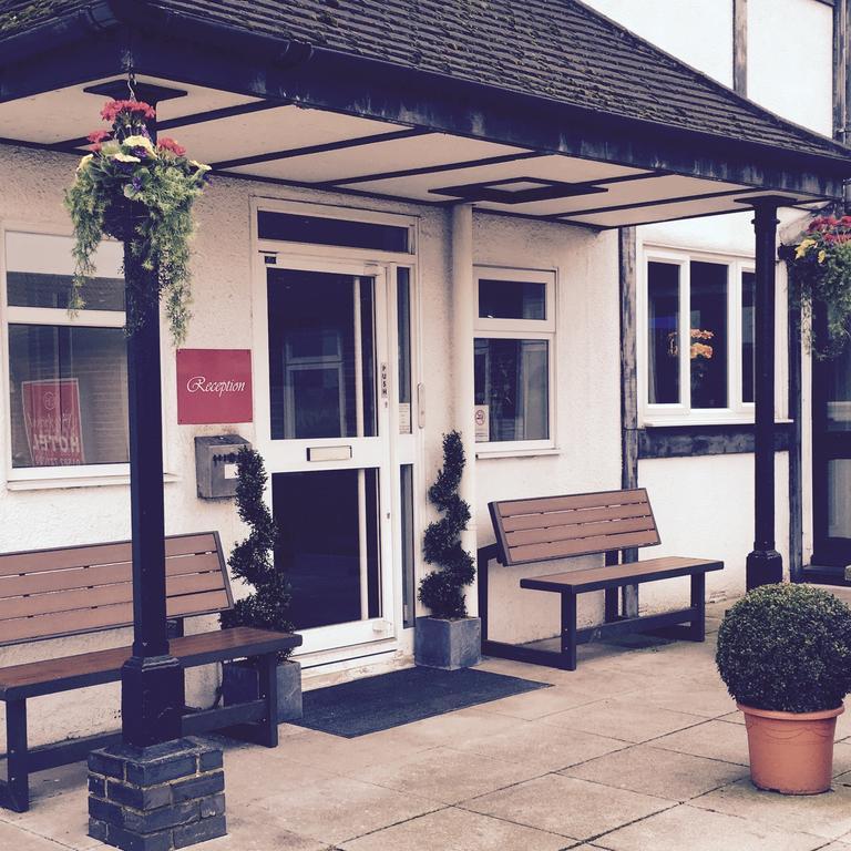 Stockwood Hotel - Luton Airport Экстерьер фото